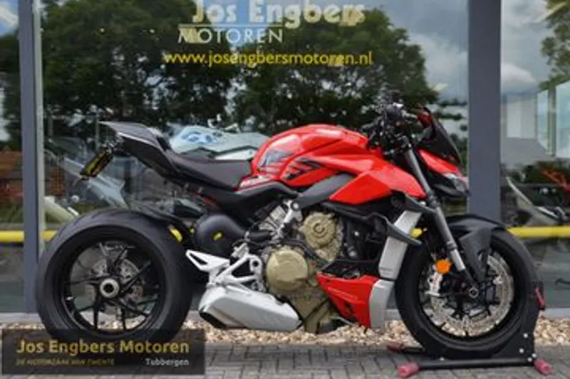 Ducati Streetfighter V4 (2021)