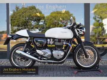 Triumph Thruxton 1200 (2022) — foto 1