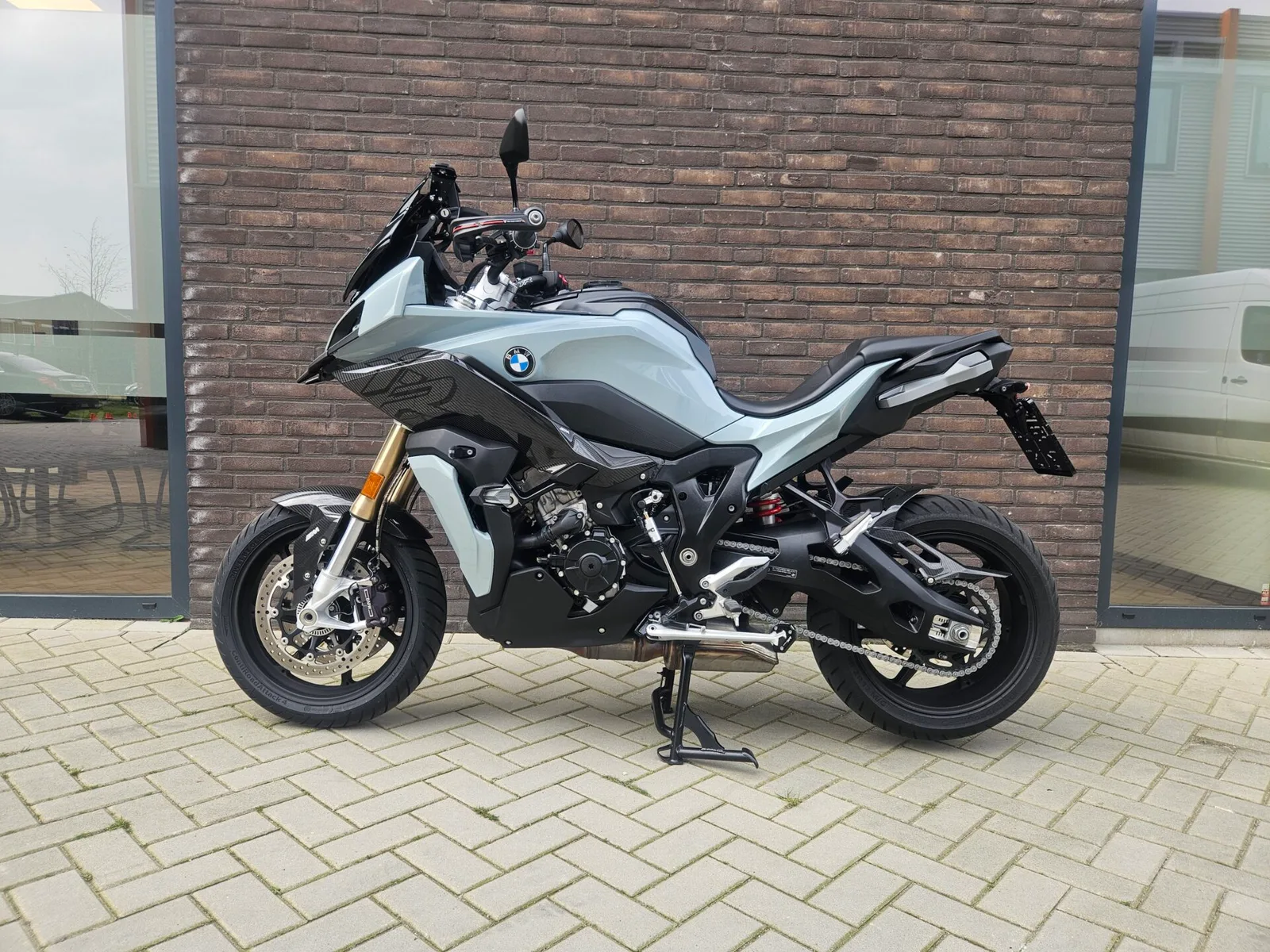 BMW S 1000 XR (2022) — foto 1
