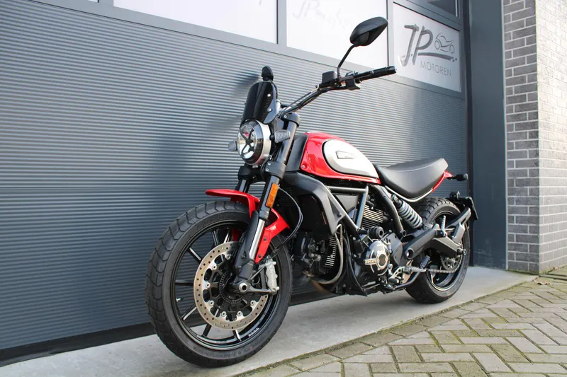 Ducati Scrambler Icon (2021)