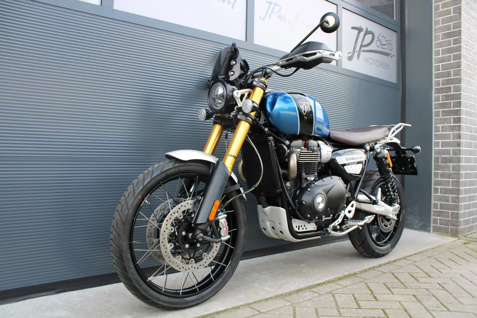 Triumph Scrambler 1200 XE (2021) — foto 1