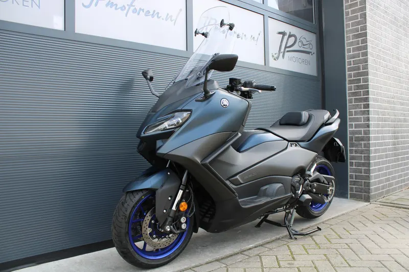 Yamaha T Max 560 (2023)