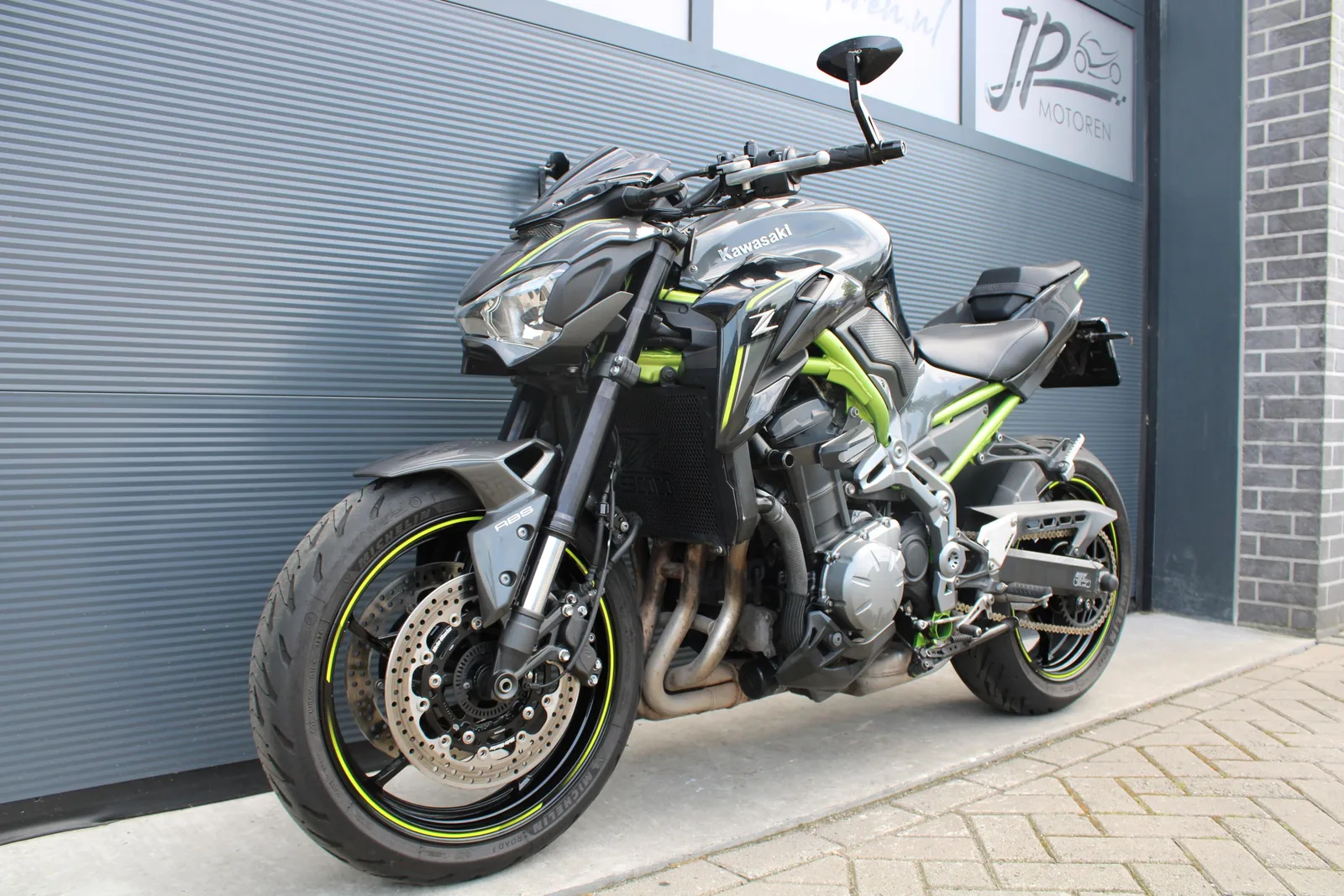 Kawasaki Z900 (2017) — foto 1