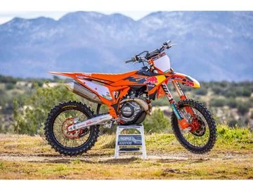 KTM 450 SX-F Factory Edition (2026) — foto 1