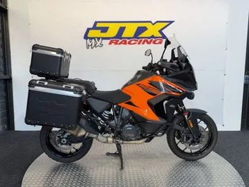 KTM 1290 Super Adventure S (2022) — foto 1