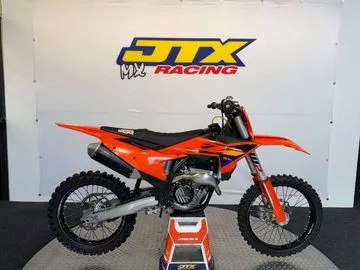 KTM 250 SX-F (2025) — foto 1