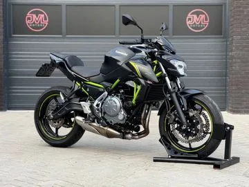 KAWASAKI Z650 ABS (2018) — foto 1
