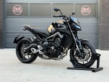 YAMAHA MT 09 ABS (2018) — foto 1