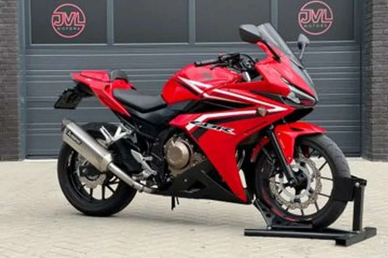 Honda CBR500R (2017)