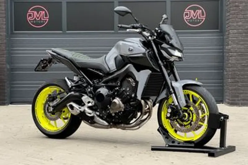 Yamaha MT-09 (2017)