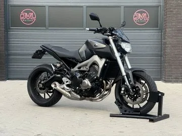 Yamaha MT-09 (2013) — foto 1