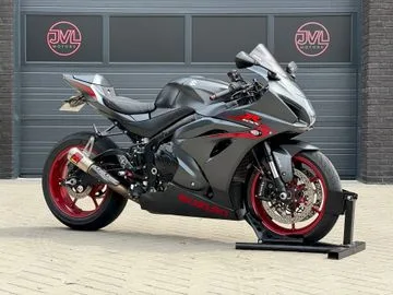 Suzuki GSX-R1000 (2017) — foto 1