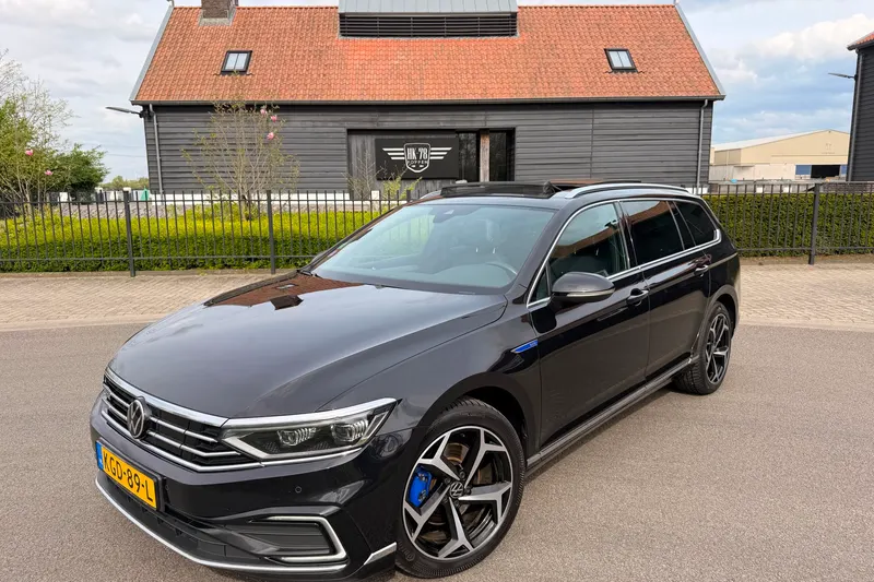 Volkswagen Passat (2022)