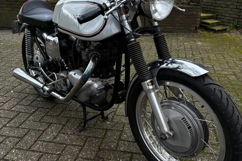 Norton Dominator (1967)