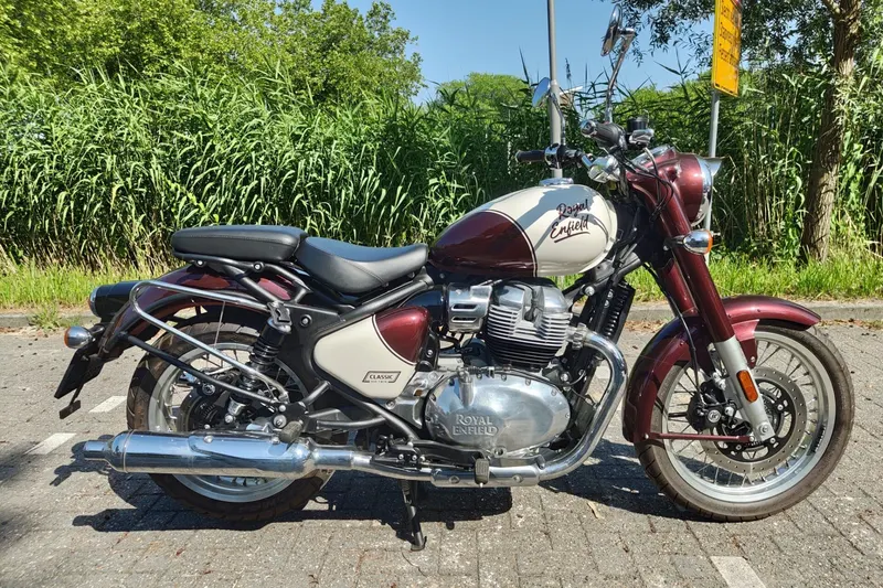 Royal Enfield 650 classic (2025)