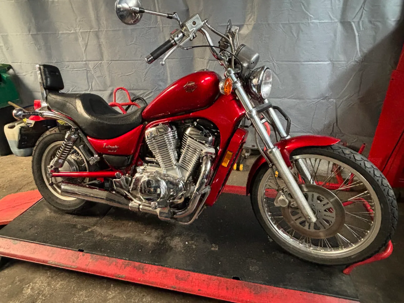 Suzuki Vs 800 intruder 3 (0) — foto 1