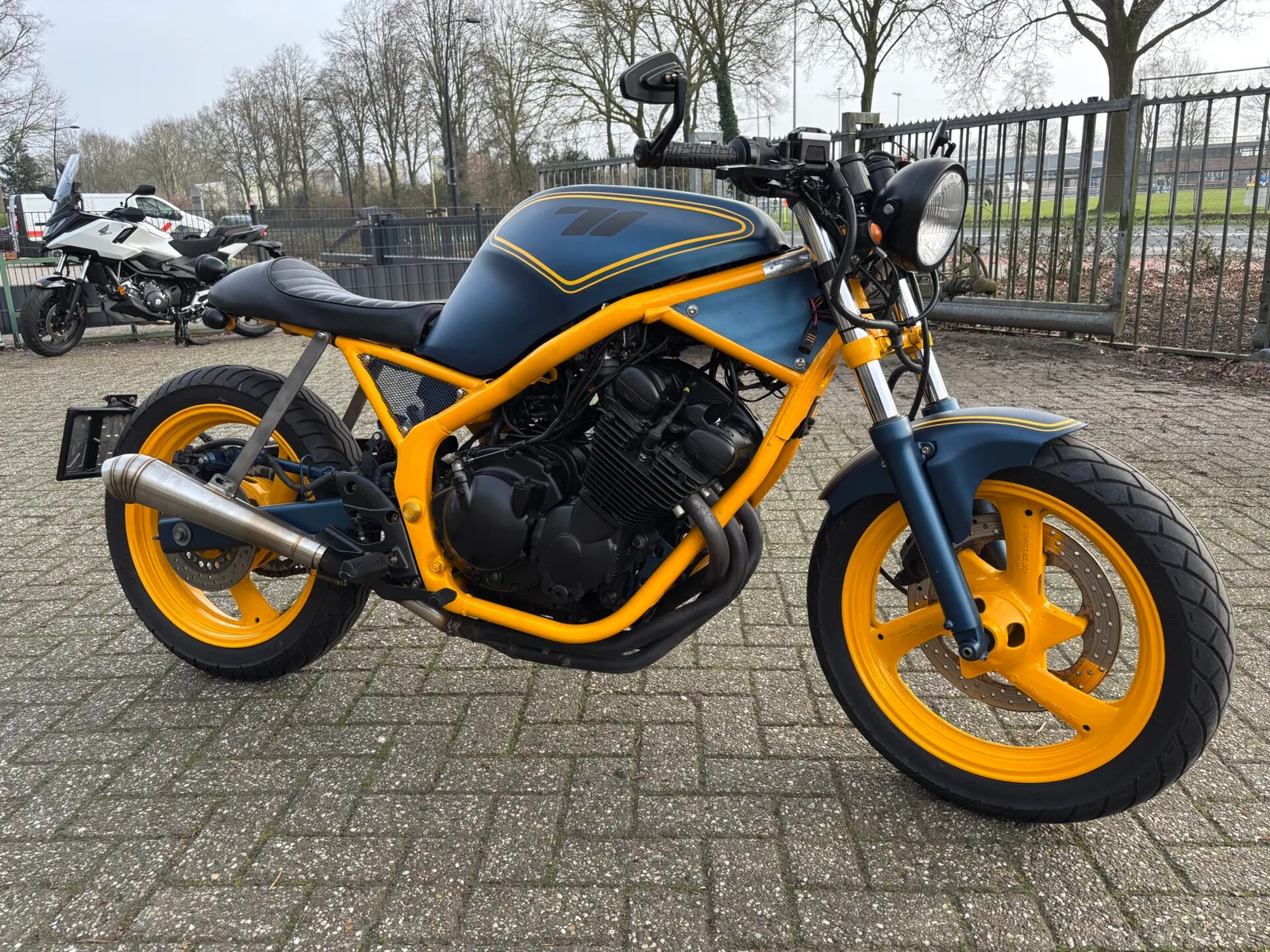Yamaha XJ 600 (0) — foto 1