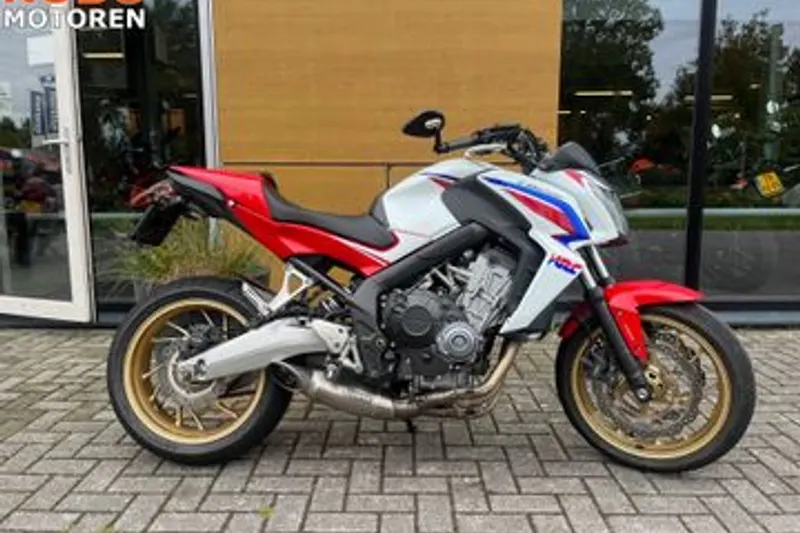 Honda CB650F (2014)