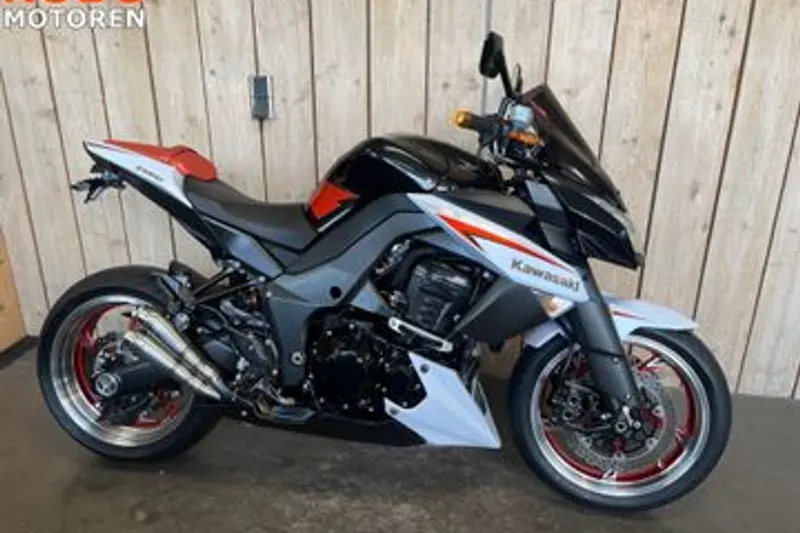 Kawasaki Z1000 (2013)