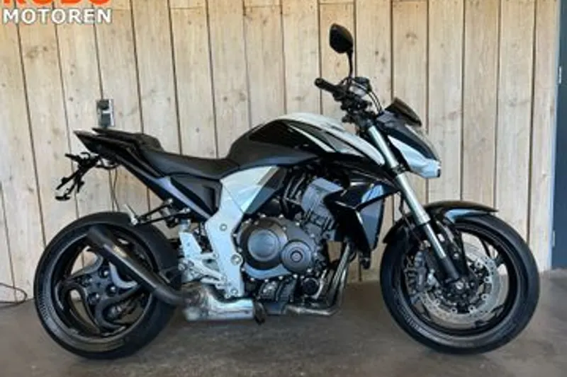 Honda CB1000R (2015)