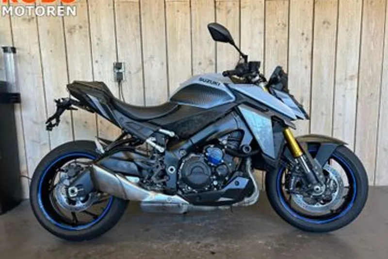 Suzuki GSX-S1000 (2022)