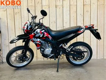Yamaha XT 125 X (2007) — foto 1