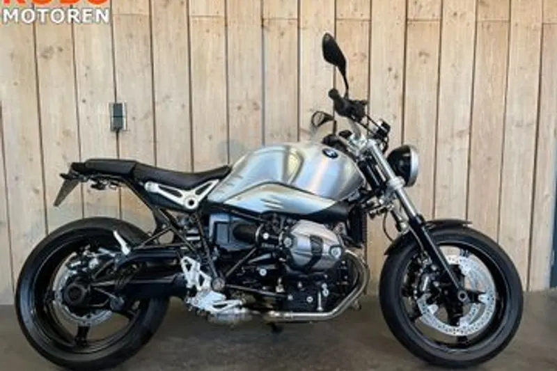BMW R Nine T (2017)