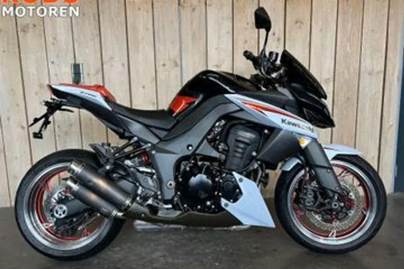 Kawasaki Z1000 (2013)