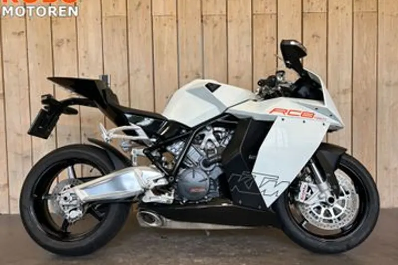 KTM RC8 (2008)