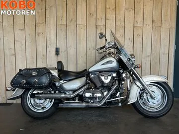 Suzuki VL1500 (2004) — foto 1