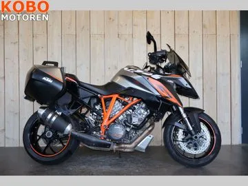 KTM 1290 Super Duke GT (2016) — foto 1