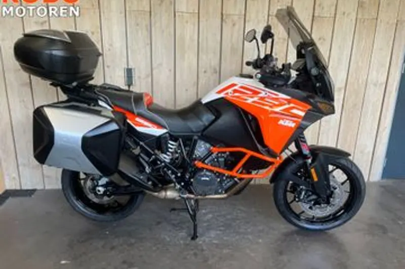 KTM 1290 Super Adventure S (2017)