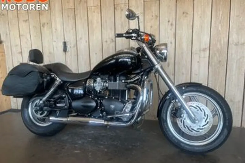 Triumph Speedmaster (2010)