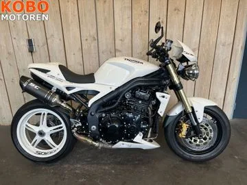 Triumph Speed Triple (2007) — foto 1