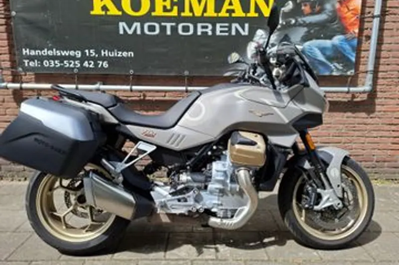 Moto Guzzi V100 Mandello (2023)