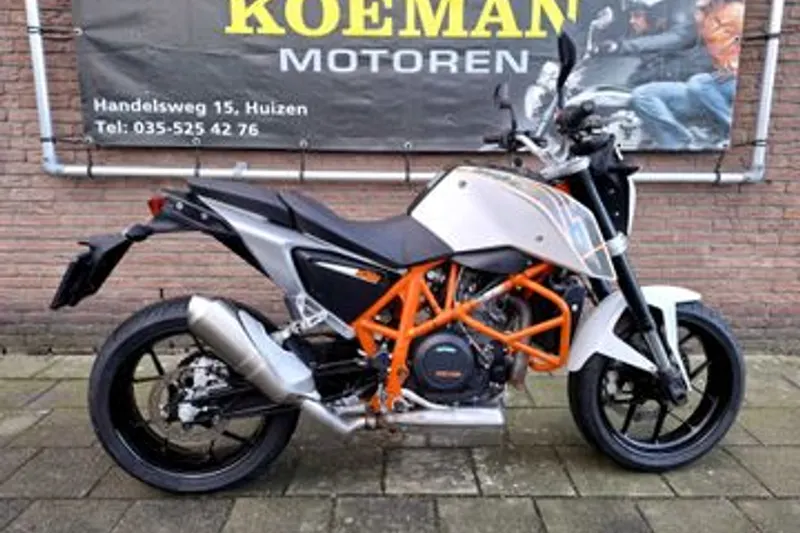 KTM 690 Duke (2013)