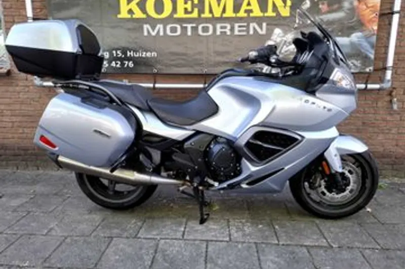 Triumph Trophy 1215 SE (2013)