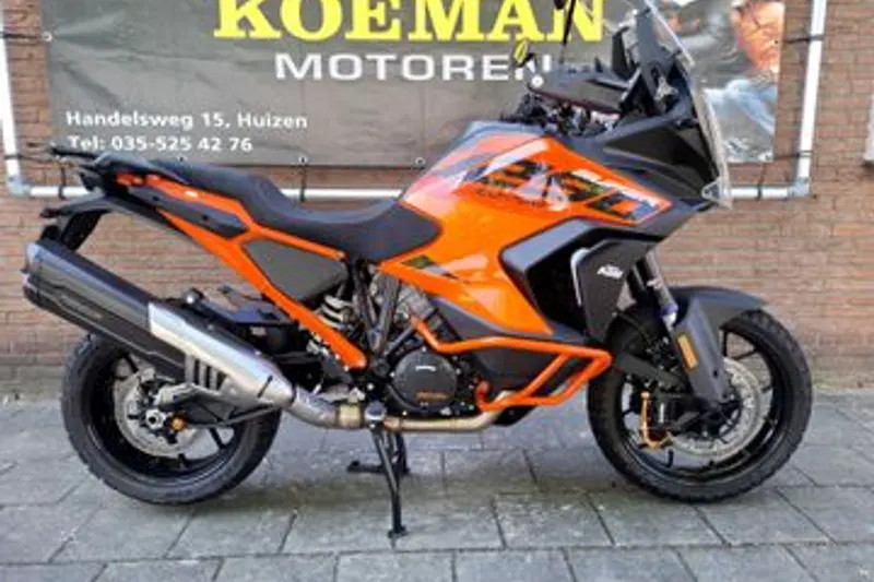 KTM 1290 Super Adventure (2025)