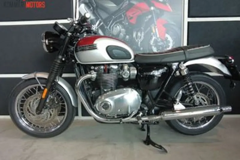 Triumph Bonneville T120 (2017)