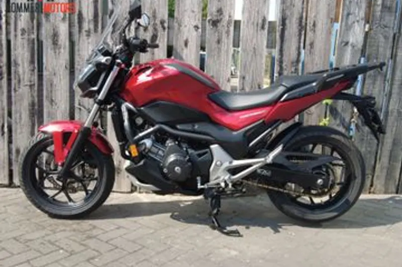 Honda NC750SA (2018)