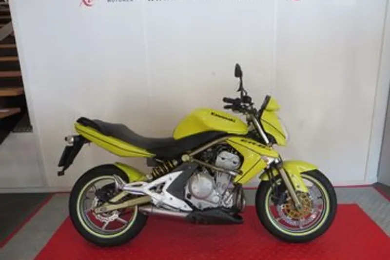 Kawasaki Er-6n (2006)