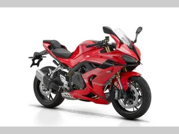 QJ Motor SRK 800 RR (2026) — foto 1