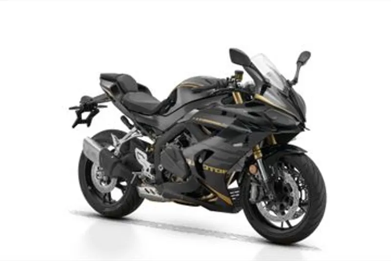 QJ Motor SRK 800 RR (2026)