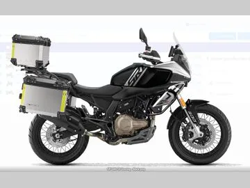 QJ Motor SRT 600 SX Touring (2026) — foto 1