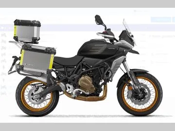 QJ Motor SRT 700 SX Touring (2026) — foto 1