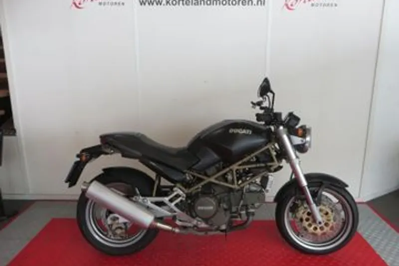 DUCATI M 750 (1998)