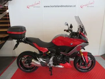 BMW F 900 XR (2020) — foto 1