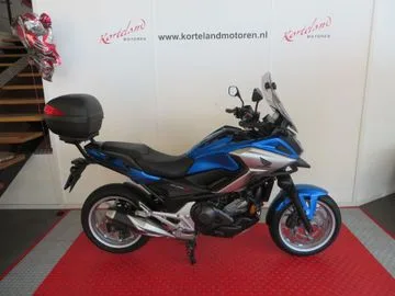 Honda NC750X (2017) — foto 1