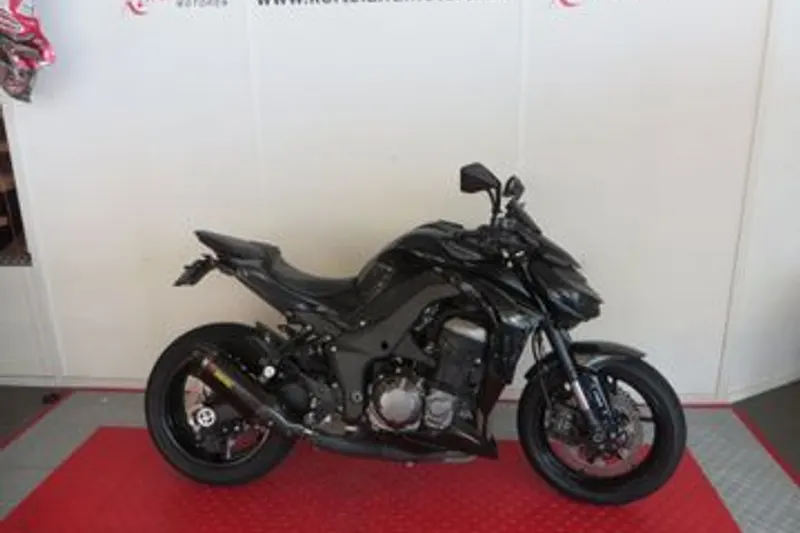 Kawasaki Z1000 (2015)