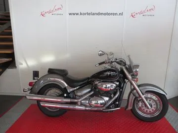Suzuki Intruder C 800 (2005) — foto 1